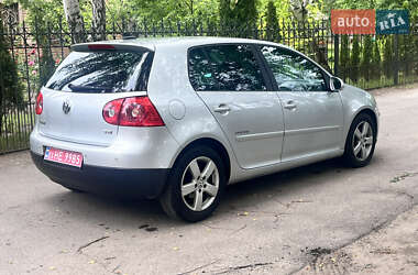 Хэтчбек Volkswagen Golf 2008 в 