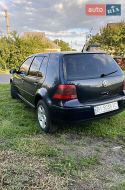 Хетчбек Volkswagen Golf 1998 в 