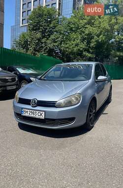 Хэтчбек Volkswagen Golf 2008 в Киеве