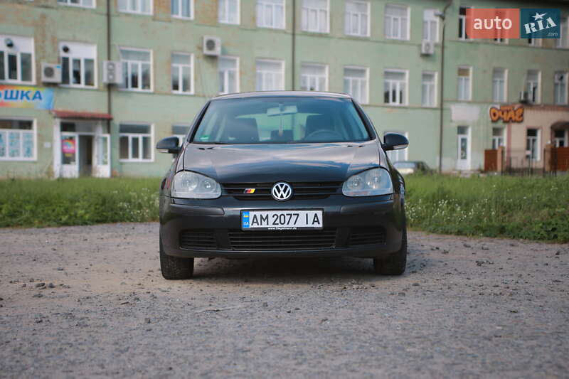 Хетчбек Volkswagen Golf 2003 в Бердичеві