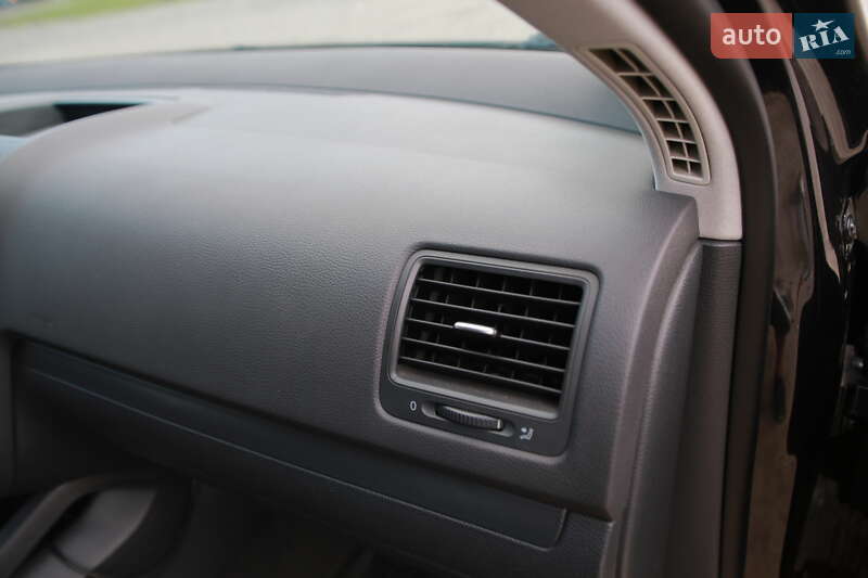 Хетчбек Volkswagen Golf 2003 в Бердичеві