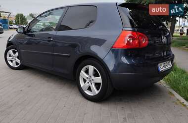 Хэтчбек Volkswagen Golf 2008 в 