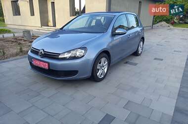Хэтчбек Volkswagen Golf 2009 в Луцке