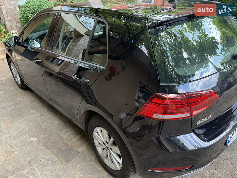 Универсал Volkswagen Golf 2020 в Одессе