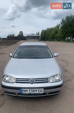Хэтчбек Volkswagen Golf 2002 в Тростянце