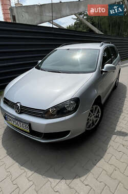Универсал Volkswagen Golf 2010 в Сумах