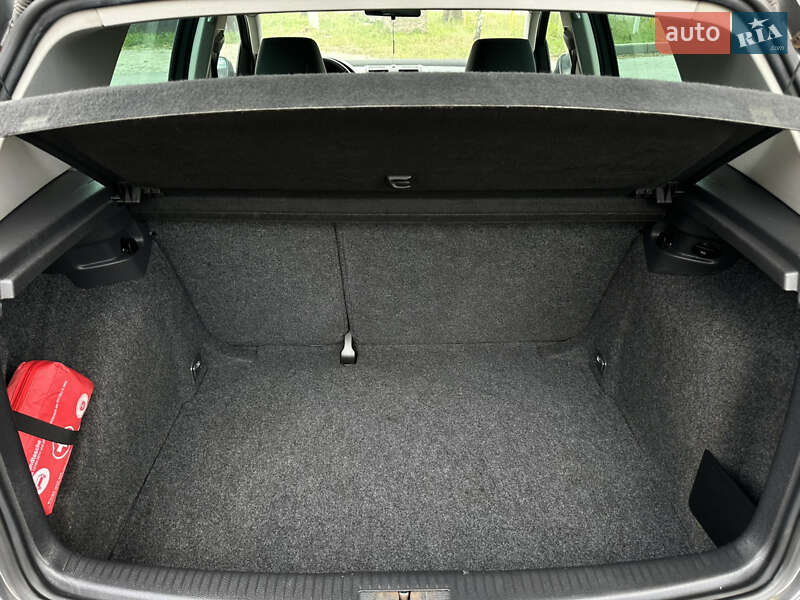Хетчбек Volkswagen Golf 2007 в Вінниці