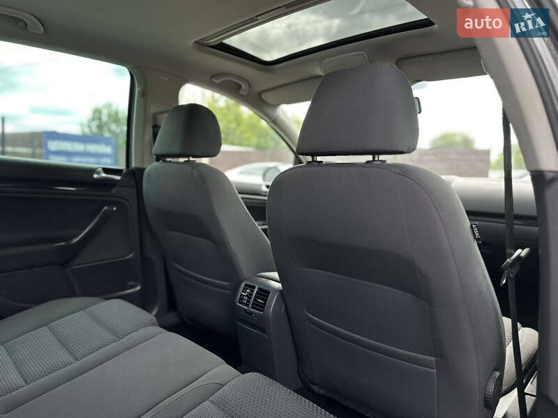 Хетчбек Volkswagen Golf 2007 в Вінниці