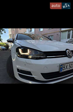 Хетчбек Volkswagen Golf 2014 в Умані