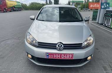 Хэтчбек Volkswagen Golf 2012 в Луцке