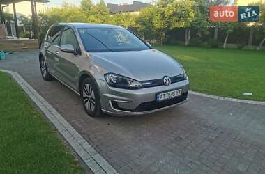 Хетчбек Volkswagen Golf 2015 в Івано-Франківську