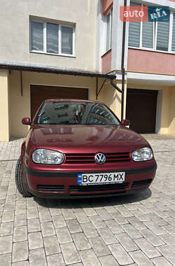 Хэтчбек Volkswagen Golf 1998 в Мостиске