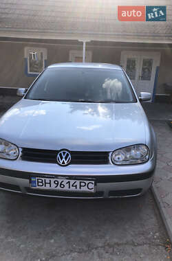 Хетчбек Volkswagen Golf 2000 в Арцизові