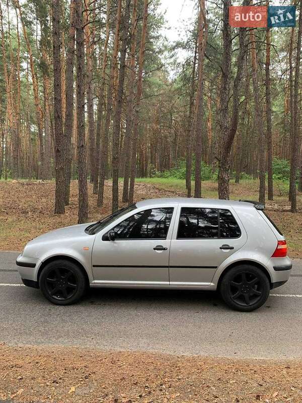 Хэтчбек Volkswagen Golf 2002 в Ахтырке фото 6 Хэтчбек Volkswagen Golf 2002 в Ахтырке