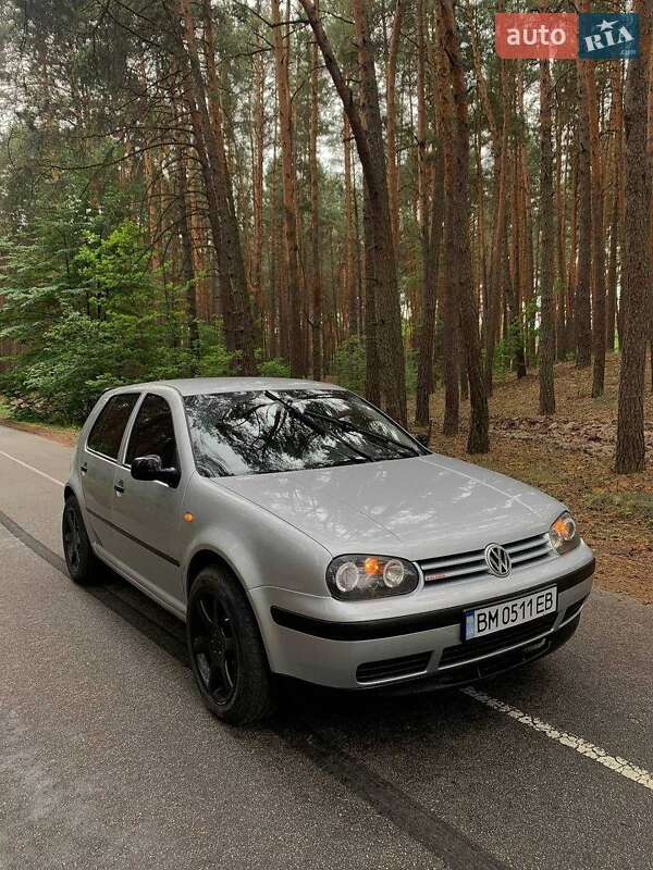 Хэтчбек Volkswagen Golf 2002 в Ахтырке фото 3 Хэтчбек Volkswagen Golf 2002 в Ахтырке