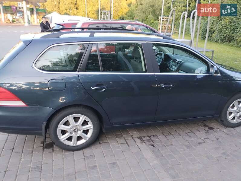 Універсал Volkswagen Golf 2007 в Луцьку