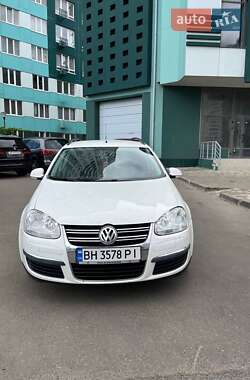 Універсал Volkswagen Golf 2009 в Березівці