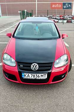 Хетчбек Volkswagen Golf 2007 в Києві