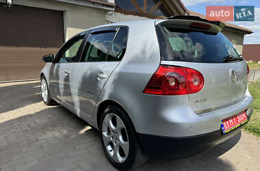 Хэтчбек Volkswagen Golf 2008 в 