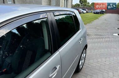 Хэтчбек Volkswagen Golf 2008 в 