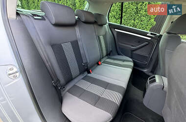 Хэтчбек Volkswagen Golf 2008 в 