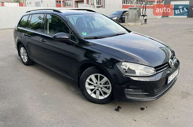 Универсал Volkswagen Golf 2014 в Богуславе
