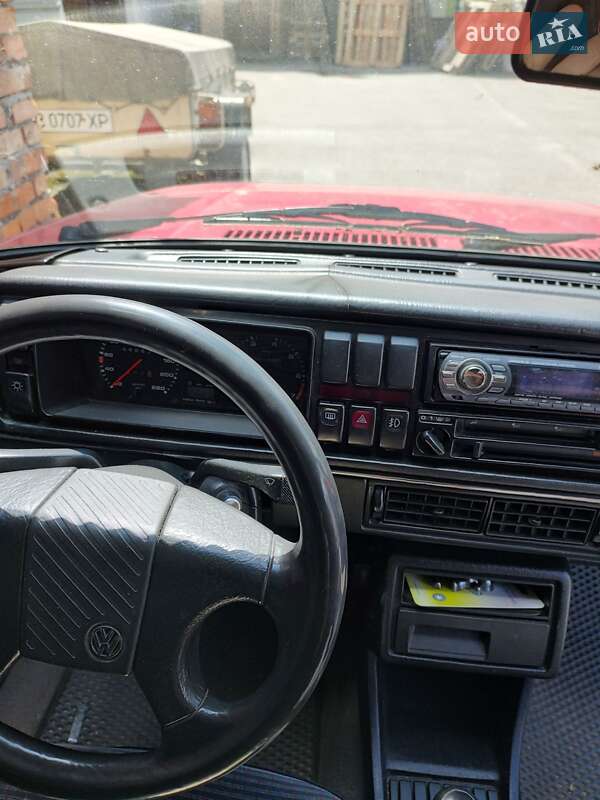 Хэтчбек Volkswagen Golf 1988 в Львове