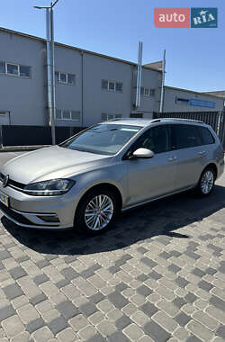 Универсал Volkswagen Golf 2017 в 