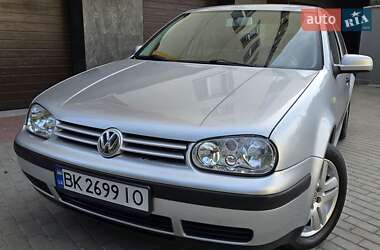 Хэтчбек Volkswagen Golf 2001 в Тернополе