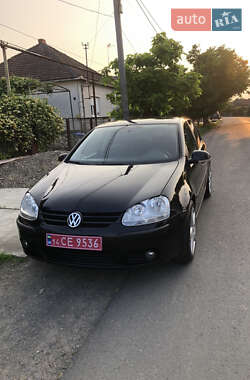 Хэтчбек Volkswagen Golf 2008 в 