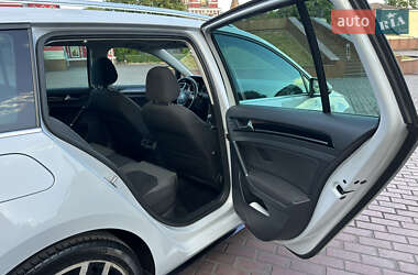 Универсал Volkswagen Golf 2017 в 
