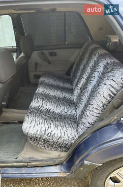 Хэтчбек Volkswagen Golf 1988 в 