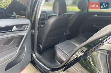 Универсал Volkswagen Golf 2015 в 