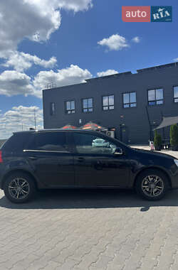 Хэтчбек Volkswagen Golf 2006 в 