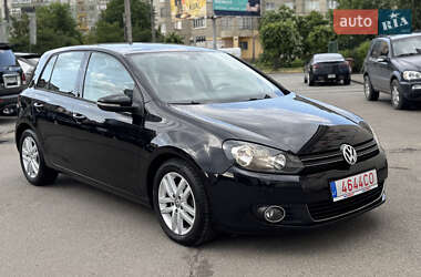 Хэтчбек Volkswagen Golf 2010 в Черновцах