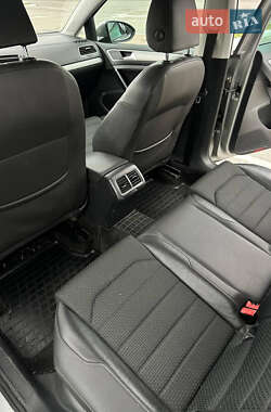 Универсал Volkswagen Golf 2014 в 