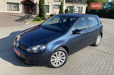 Хэтчбек Volkswagen Golf 2009 в Ивано-Франковске