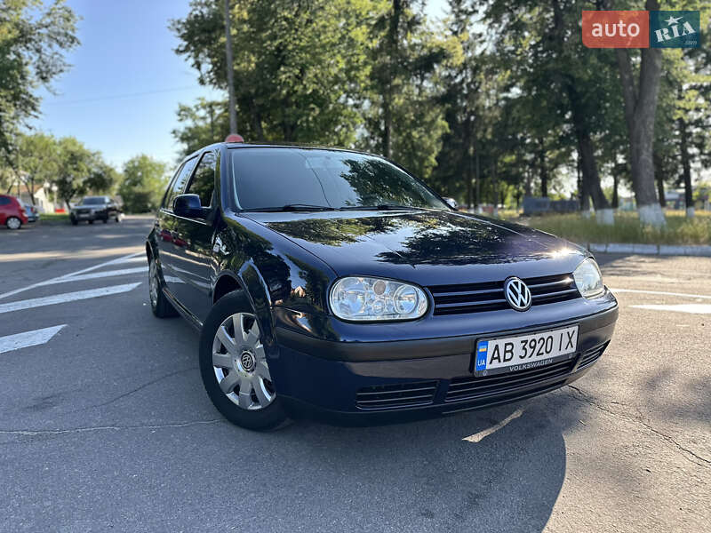 Volkswagen Golf 2000