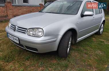 Хетчбек Volkswagen Golf 2003 в Калинівці