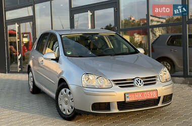 Хэтчбек Volkswagen Golf 2006 в Тернополе