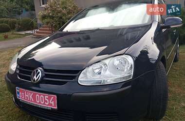 Хетчбек Volkswagen Golf 2005 в Бучачі