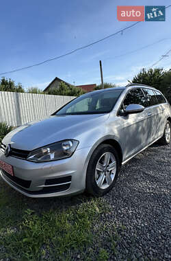 Універсал Volkswagen Golf 2015 в Ужгороді
