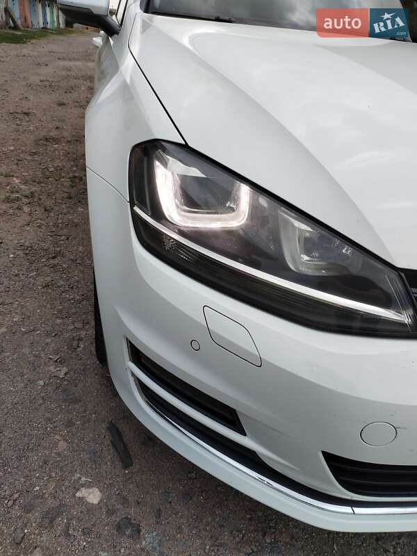 Универсал Volkswagen Golf 2013 в Долинской фото 23 Универсал Volkswagen Golf 2013 в Долинской