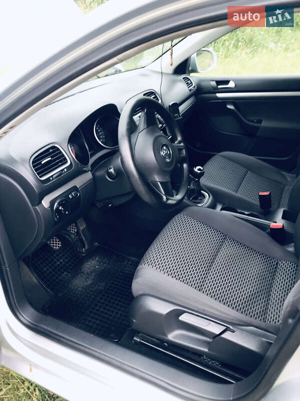 Универсал Volkswagen Golf 2010 в Тернополе фото 17 Универсал Volkswagen Golf 2010 в Тернополе