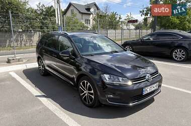 Универсал Volkswagen Golf 2016 в Львове