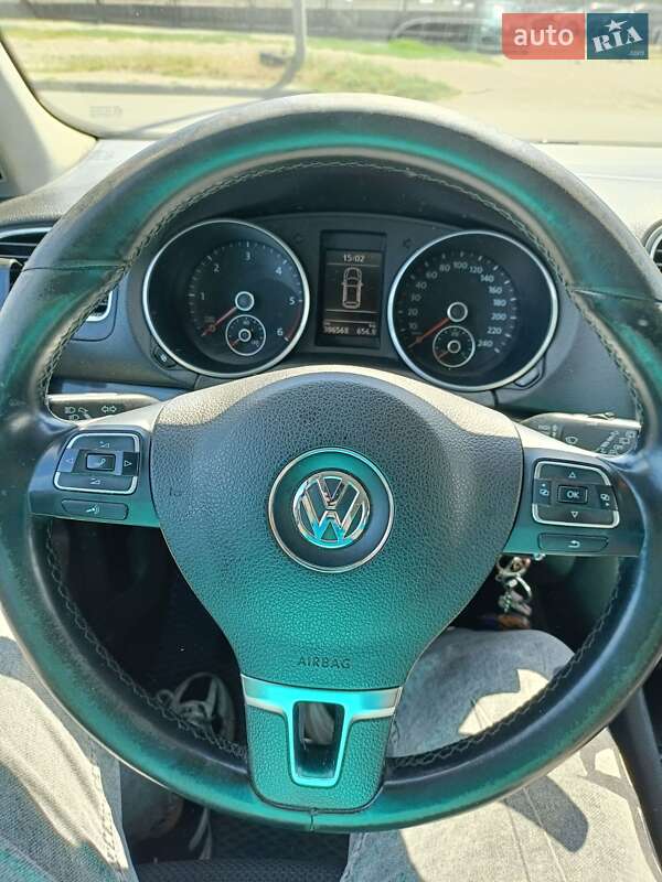 Универсал Volkswagen Golf 2011 в Черкассах