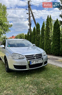 Универсал Volkswagen Golf 2009 в 