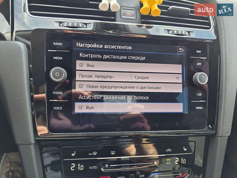 Хэтчбек Volkswagen Golf 2017 в Мукачево