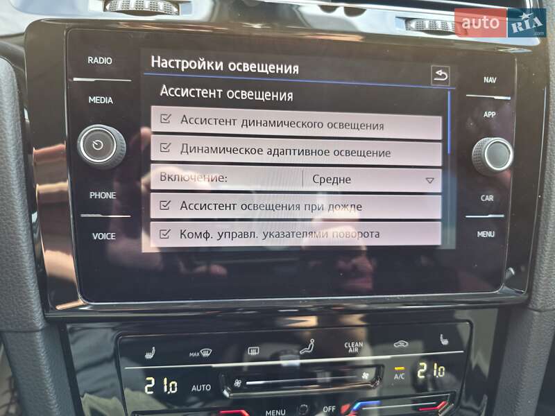 Хэтчбек Volkswagen Golf 2017 в Мукачево