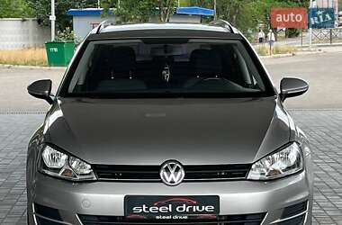 Універсал Volkswagen Golf 2015 в Миколаєві
